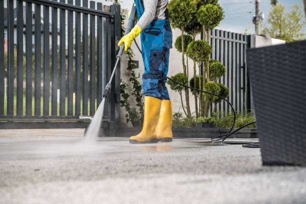 Best Pool Deck Cleaning  in Derwood, MD
